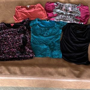 Women’ blouses. 3 are women’s size S, 1 is women’s size L & 1 is a junior size L